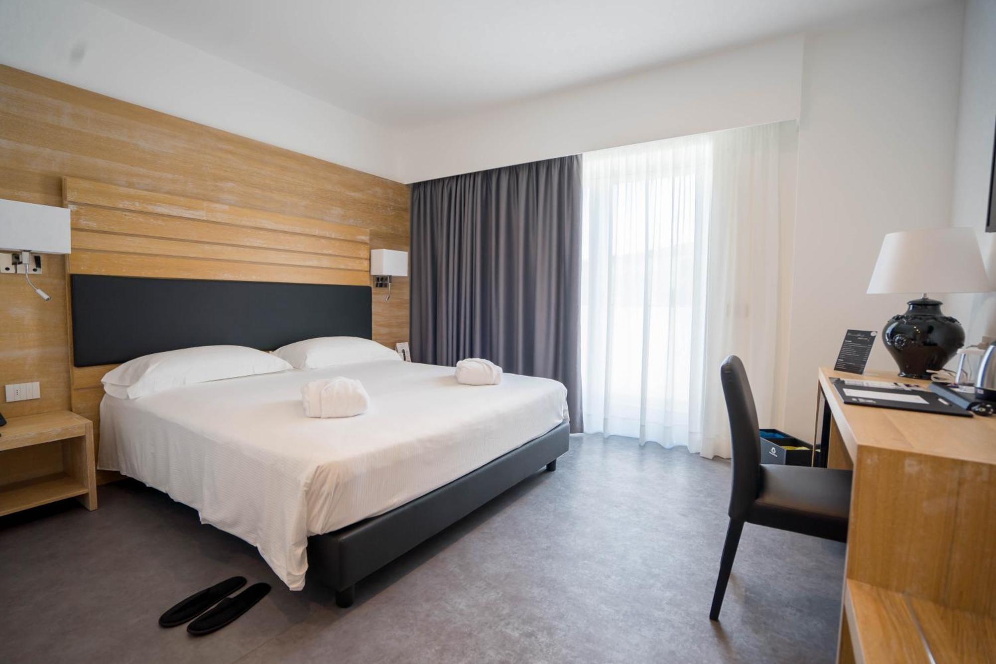 Pm Hotel Катандзаро Екстер'єр фото